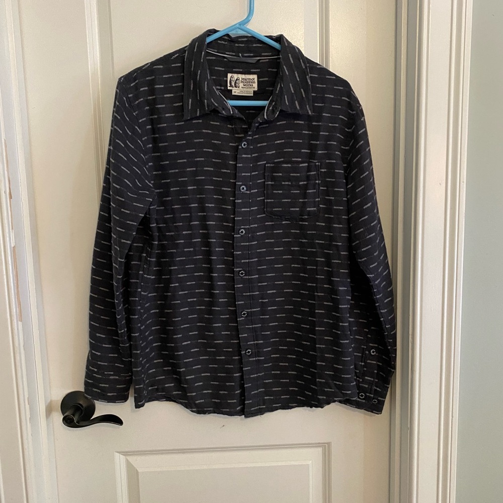 Marmot Mountain Works Fairfax Black and Gray Patterned Shirt